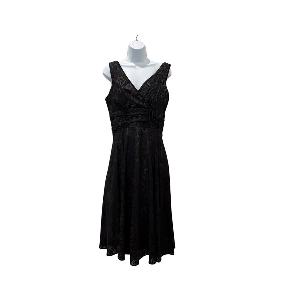 Connected Apparel Dress Womens 10 Black Floral Ruched V Neck Fit Flare Midi
